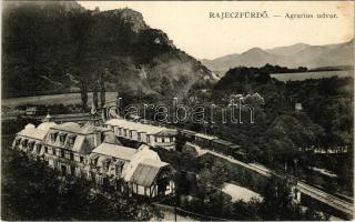 Rajecfürdő, Rajecz-fürdő, Rajecké Teplice; Agrarius udvar, szálloda és étterem, vasútállomás, gőzmozdony, vonat / hotel and restaurant, railway station, locomotive, train (ázott sarok / wet corner)