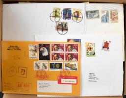 270 db nagyalakú levél dobozban