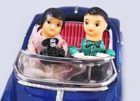 cca 1960/70 Pohotoing on Car ME 630 lemezjáték. Elemmel működik, teljes, hibátlan, működik, eredeti,...