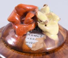 Komlós Kerámia Budapest fedeles edény, felületi sérüléssel, jelzett, d: 9,5 cm