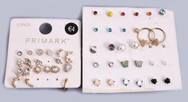 Sok fülbevaló pár, tartókon