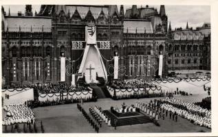 Budapest V. Parlament Szent István Juibleumi Év 1938 photo