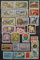 Modern bélyegek blokkok nélkül 2 db 12 fekete lapos, A/4-es berakóban