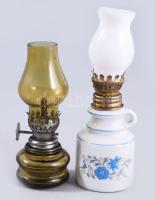 2 darab kis petróleumlámpa, m: 13 cm alatt