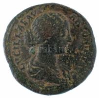 Római Birodalom 164-170 / Lucilla (Marcus Aurelius alatt) / Róma / Sestertius bronz (24,63g) T:VF,F Roman Empire 164-170 / Lucilla (under Marcus Aurelius) / Rome / Sestertius bronze "LVCILLAE AVG ANTONINI AVG F / V[ENVS] S-C" Venus standing left, holding apple and sceptre (24,63g) C:VF,F RIC III 1763/1767