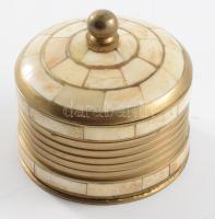 Keleti csont rárakásos réz fedeles edény, d: 7 cm