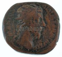 Római Birodalom 177-178 / Marcus Aurelius / Róma / Dupondius (12,64g) T:F Roman Empire 177-178 / Marcus Aurelius / Rome / Dupondius "M ANTONINVS AVG GERM SARM TR P XXXII / [...] S-C" winged thunderbolt (12,64g) C:F