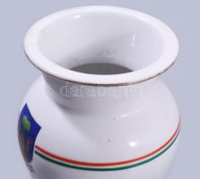 1940 "Nagybánya visszatért" feliratú porcelán váza, részben kézzel festett, jelzett, hajsz...