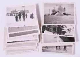 1942 Agárd, a rendkívüli havazás miatt felgyűlt óriási hótömeg a vasútállomáson és környékén, havat lapátoló katonák, a havon átgázoló gőzmozdony, stb., összesen 24 db fotó, 6,5x9 cm
