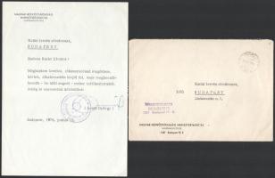 1975 Bp., Aczél György politikus, miniszterelnök-helyettes által aláírt levél és borítékja