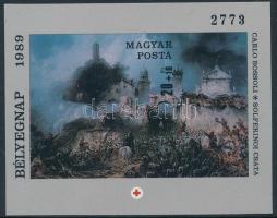 1989 Bélyegnap (62.) vágott blokk (8.000)