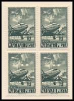 1957 Repülő (V.) záróérték 4-es tömbben, az alsó két érték hármaslyukasztással, A Magyar Posta ajándéka (bal felső bélyegen gumi hiba / gum disturbance)