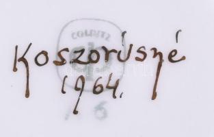 Koszorúsné aranyszínű festett mokkás / kávés készlet. Jelzett, minimális kopással, teljes