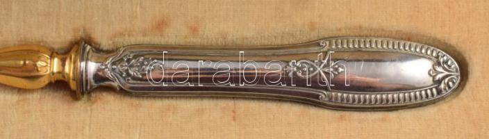 Ezüst (Ag) nyelű tortalapát, dobozában, jelzett, h: 29 cm