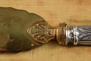 Ezüst (Ag) nyelű fagylaltszervírozó szett, jelzett, dobozában, h: 25,5 cm