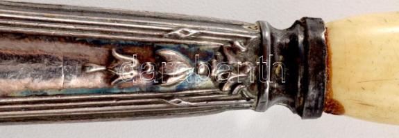 2 darab Ezüst (Ag) nyelű kanál, jelzett, h: 17,5 cm