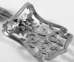 3 darabos ezüst (Ag) nyelű szervírozó szett, jelzett, h: 18 cm