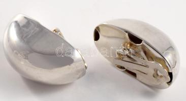 Iparművész ezüst (Ag) fülbevaló pár, klipsz, jelzés nélkül, h: 4 cm, 16g