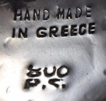 Ezüst (Ag) bross, belül 8k arany (Au) díszítéssel, jelzett, d: 25mm, nettó 5,4g