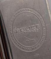 Police karóra, quartz, működik, fém szíjjal, karcos,2,5x2 cm