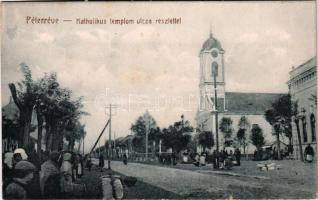 1940 Péterréve, Bács-Petrovoszelló, Backo Petrovo Selo; Katolikus templom utca részlettel / Catholic church, street view (kis szakadás / small tear)