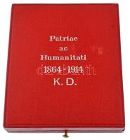 1914. "A Vörös Kereszt tiszti Díszjelvénye hadidíszítménnyel" zománcozott, jelzett Ag kitü...