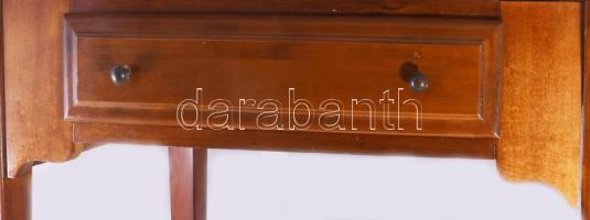 Régi fa öltöző asztal. Fiókos, hátsó panelje cserélt, m: 78 cm, 45x69 cm /// KIZÁRÓLAG SZEMÉLYES ÁTV...