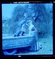 cca 1960 Közlekedés, járművek, dodzsem, kisautó, stb 20 db fotó negatív 6x6 cm