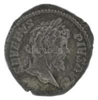 Római Birodalom 202 / Septimus Severus / Róma / Denarius Ag (3,30g) T:XF Roman Empire 202 / Septimus Severus / Rome / Denarius Ag "SEVERVS PIVS AVG / PART MAX P M TR P X" two captives seated at foot of trophy (3,30g) C:XF RIC IV 184, Seaby RSC III 372
