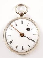 Ezüst (Ag) tokos zsebóra, kulcsos, kulcs nélkül, nem működik, d: 41mm, bruttó 41g