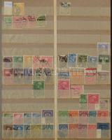 Ausztria gyűjtemény a korai időszaktól 1983-ig, több száz különféle bélyeg 10 lapos A4-es berakóban