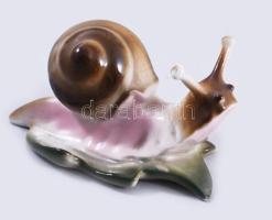 Zsolnay csiga. Jelzett, minimális kopással, 11x5,5 cm
