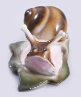 Zsolnay csiga. Jelzett, minimális kopással, 11x5,5 cm