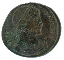Római Birodalom 328-329 / I. Constantinus / Konstantinápoly / Follis bronz (3,51g) T:XF,VF korrózió
...
