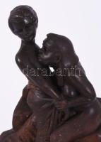 Egyiptomi szerelmesek, faszobor, jelzés nélkül, kissé kopott, kevés szújárat, 19,5x13,5x7 cm