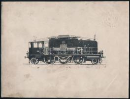 cca 1922-1924 Az olasz Societa Nicola Romeo di Saronno vállalat által gyártott FS Class E.333 típusú villamosmozdony (egyik fő tervezője Kandó Kálmán (1869-1931) volt, aki több mozdonytípust is tervezett a Ferrovie dello Stato (FS) olasz vasúttársaság részére), szárazpecséttel jelzett fotó, kissé viseltes állapotban, alján felületi sérüléssel, 17,5x23 cm // cca 1922-1924 FS Class E.333 electric locomotive built by Societa Nicola Romeo di Saronno for the Ferrovie dello Stato (FS) Italian railway company, photo marked with a dry seal, in slightly worn condition, with surface damage at the bottom, 17.5x23 cm