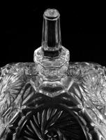 Gerimport kristály bonbonier, dobozában, m: 18 cm