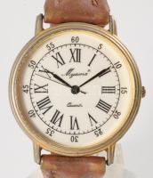 4 darab karóra, közte Swatch