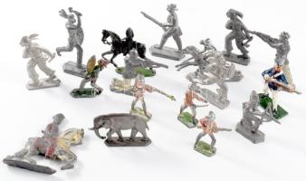 17 darab ólomkatona, m: 5,5 cm alatt