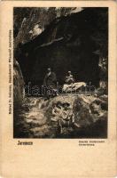 Yaremche, Jaremcse, Jaremcze, Jaremce; Kamién Kraterowski. D. Schreier / cave (EK)