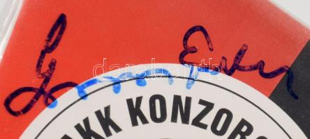 Grosics Gyula (1926-2014) válogatott labdarúgó, az Aranycsapat kapusának autográf aláírása a Budalak...