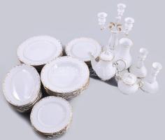 Zsolnay Barokk mintás 36 részes szervírozó készlet, tányérok, kínálók, gyertyatartók, cukortartó, kiöntő, váza. Jelzett, hibátlan.