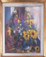 Gyenes Gitta jelzéssel: Csendélet. Pasztell, papír. Dekoratív, üvegezett, kissé sérült fakeretben. 59x49 cm