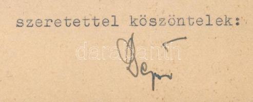 1943 Bozzai Bozzay Dezső, a Napkelet Könyvkiadó vezetőjének gépelt levelezőlapja, autográf aláírásáv...