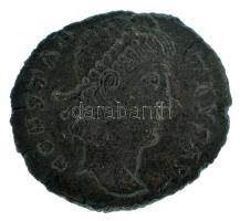 Római Birodalom 337-341 / II. Constantius / Antioch / Follis bronz (1,08g) T:XF kis kitörés a peremen Roman Empire 337-341 / Constantius II / Antioch / Follis bronze "CONSTAN-TIVS AVG / [GLOR]-IA EXERC-ITVS SMANBI" two soldiers standing facing each other, each holding spear and shield, one standard between them. Dot-dot to left and right of the banner top. (1,08g) C:XF small crack at the edge RIC VIII 54 BI