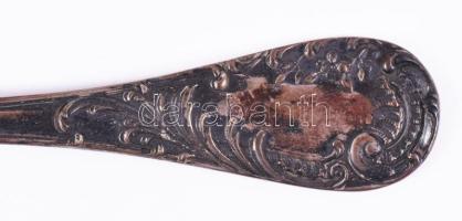 Ezüst (Ag) keresztelő készlet, jelzett, fa díszdobozban, nettó 143g + ezüst (Ag) nyelű kés