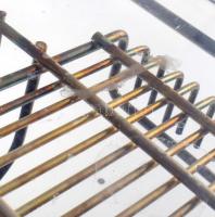 Ezüstözött art deco pirítós szervírozó. Alsó lapja rezin, kopással, 27x22 cm