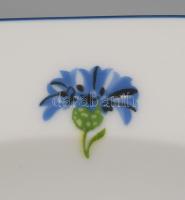 Kosta Boda egyszemélyes étkezőkészlet. Csésze alátéttel, desszertes tányér, nagytányér, mélytányér. ...