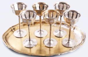 Ezüstözött alpakka italos készlet tálcán, 25x18 cm, poharak m: 10 cm