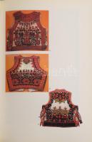 Domanovszky György: A magyar nép díszítőművészete I-II. köt. Bp., 1981, Akadémiai kiadó. A II. kötet...